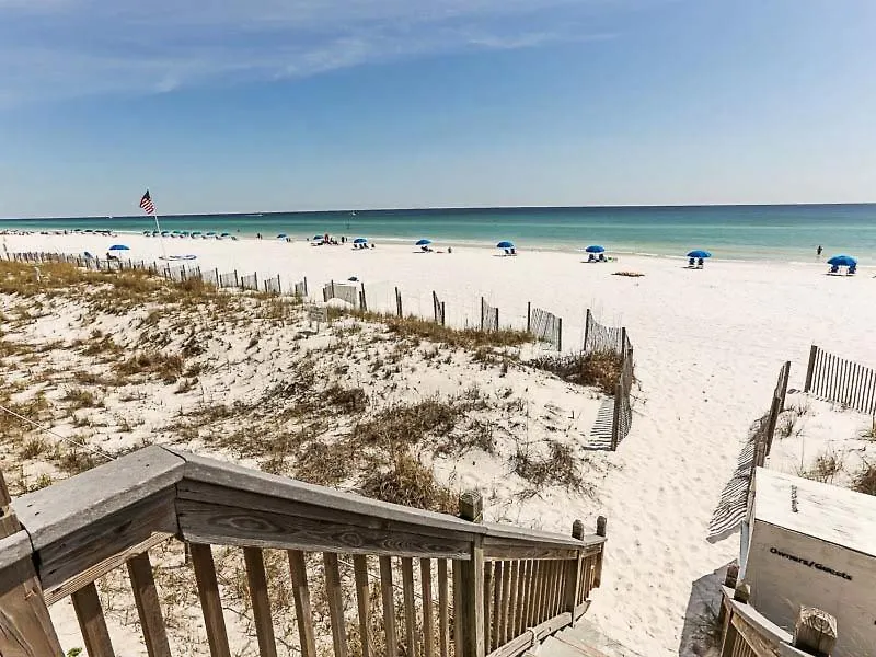Apartmán Stunning Home In Destin With Outdoor Swimming Pool And 3 Bedrooms