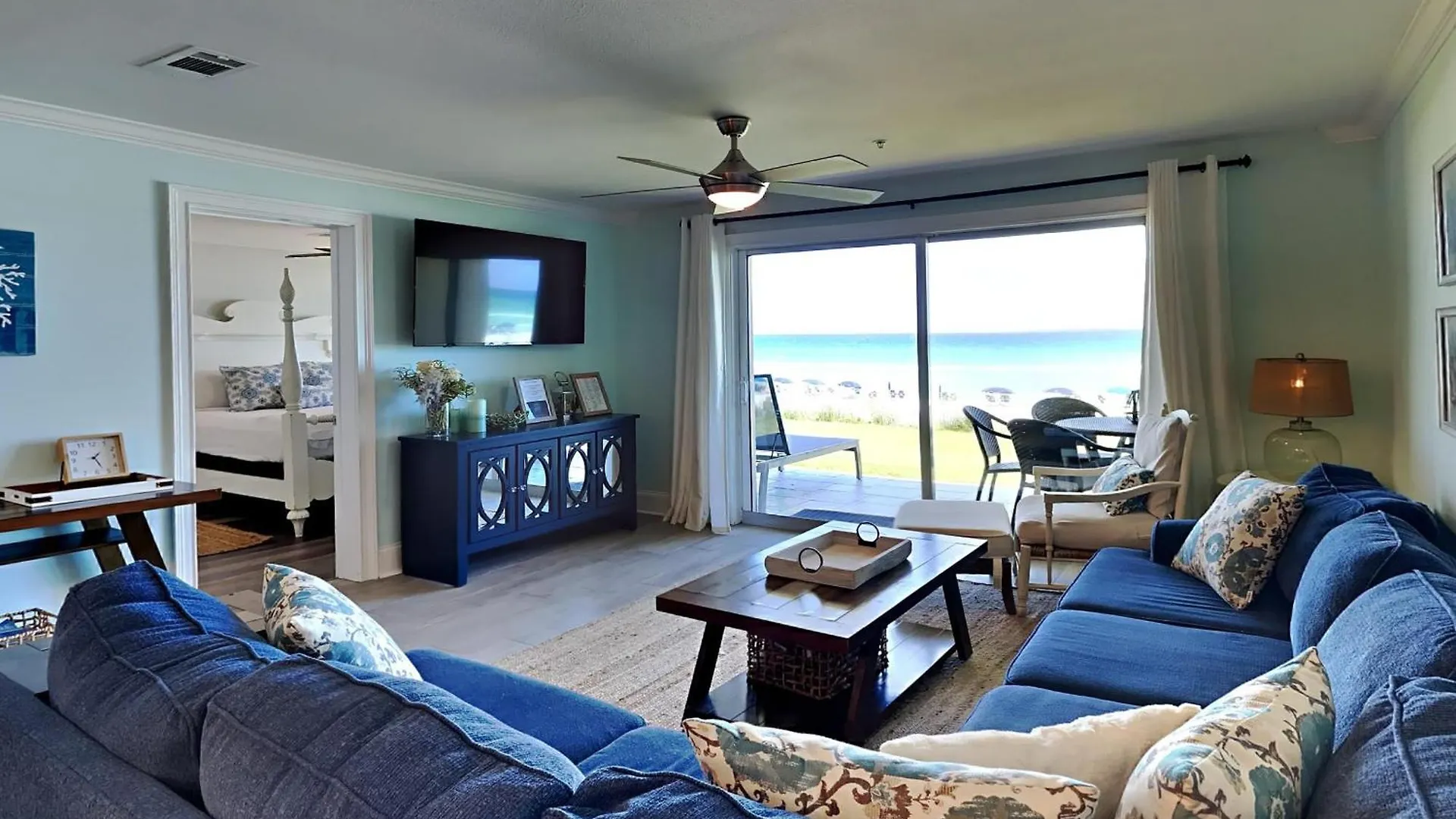 Apartment Stunning Home In Destin With Outdoor Swimming Pool And 3 Bedrooms